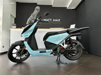 ? scooter électrique 125 – type gt – confort & stabilité