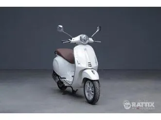 vespa vespa primavera 125