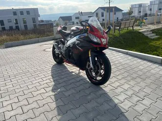aprilia rsv4 factory | unfallfrei | sportauspuff uvm.