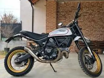 ducati scrambler 800 desert sled