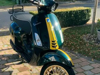 vespa sprint 50 4t racing sixties, wenig km, top zustand