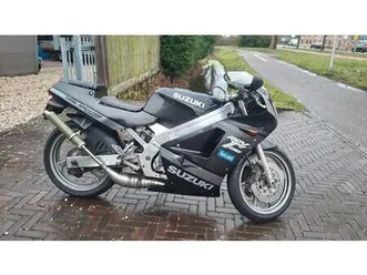 ② suzuki rgv 250 2 takt uit 1988