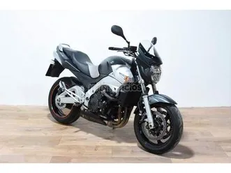 suzuki - gsr 600