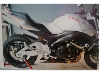 suzuki - gsr- 600