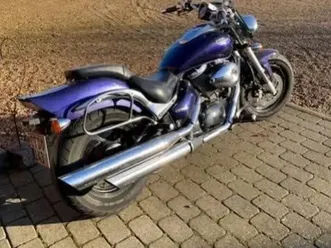 susuki intruder vz800