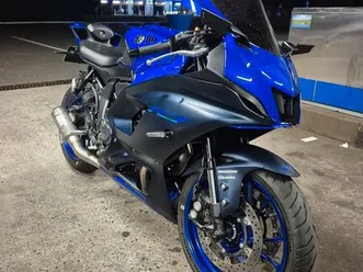 yamaha r7 a2