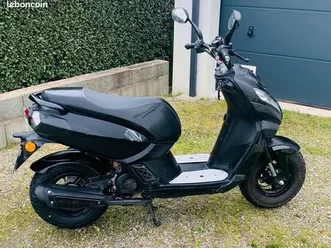 scooter street zone black édition peugeot