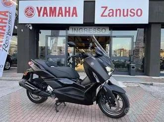 yamaha x-max 300 tech + pochissimi km