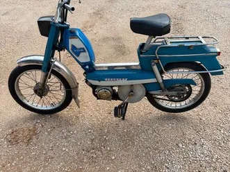mobylette peugeot 104