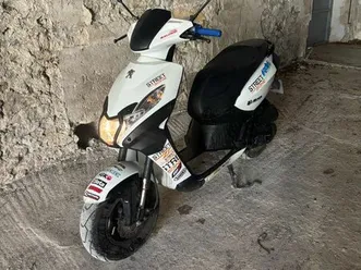 peugeot streetzone 2t