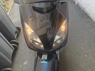 xmax yamaha