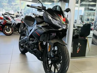 aprilia tuono 125 abs 2025 125 cm3 | moto roadster | 500 km | noir | 06700 st laurent du var