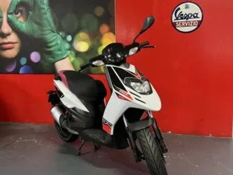 aprilia sr 50 2017 50 cm3 | scooter | 10 200 km | blanc | 72000 le mans