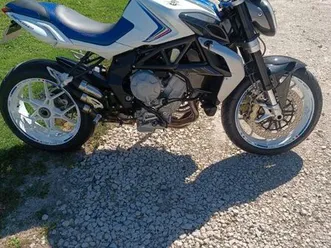 vend mv agusta 800 brutale