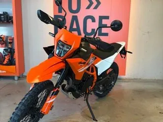 ② ktm 125 smc-r 2026