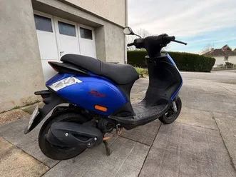 piaggio zip