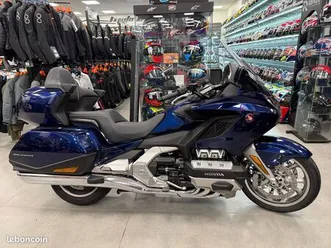 gl 1800 goldwing - touring - dct - année 2019 - bleue - 3747 kms - honda