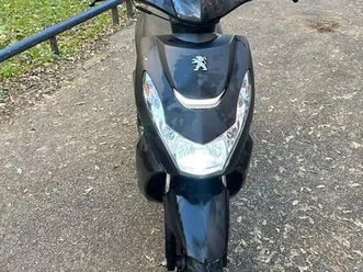 scooteur peugeot