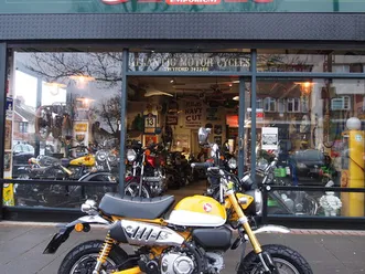 2018 honda z125 ma-k monkey bike, 100% unmolested, like new: a vendre