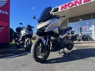 honda nss forza 750 2025 750 cm3 | scooter | 2 500 km | beige | 17138 puilboreau