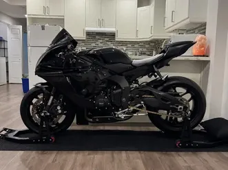 2020 yamaha r1