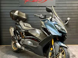 yamaha tmax 560