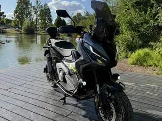 745 cc/ 35 kw full option