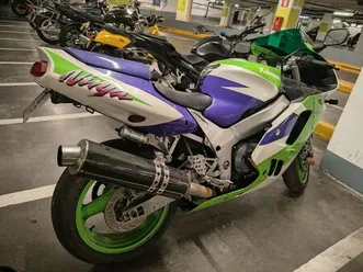 kawasaki ninja zx9r original coleção aceita-se troca, veja a descrição águas livres