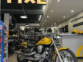 kawasaki vn 900 c de 2007 ( vulcan 900). uma custom de referencia agualva e mira-sintra