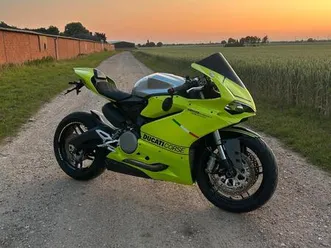 ducati panigale 959 / wenig km / einzelstück