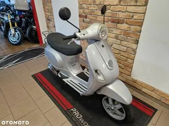 vespa lx