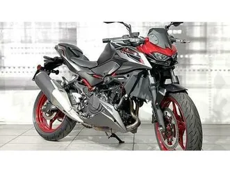 vendo kawasaki z 500 se (2024 - 26) usata a casalgrasso (codice 9919229) - moto.it