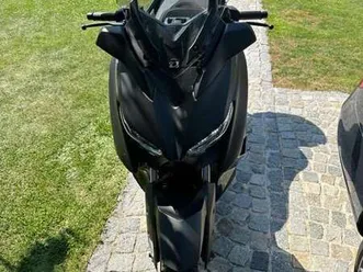 yamaha x-max x max 300 tech max roller / scooter