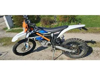enduro supermoto