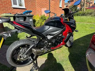 suzuki gsx-s1000f super sports petrol manual euro 4 (145 ps) 999 cc