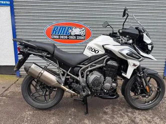 triumph tiger 1200 xrx