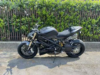 ducati streetfighter 848 nero