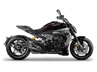 ducati xdiavel v4 zwart