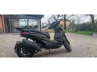 piaggio beverly 400 verde