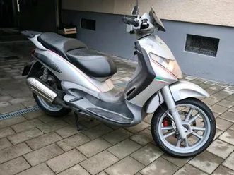 piaggio beverly 125