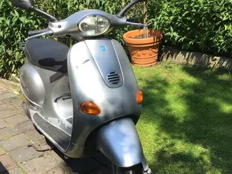 vespa 125 et4, automatik