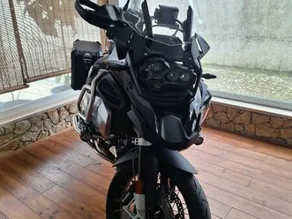 bmw r1250 triple black setúbal (são julião, nossa senhora da anunciada e santa maria da graça)
