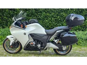 vfr 1200 top zustand neu