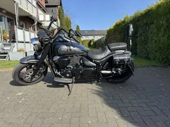 suzuki intruder c