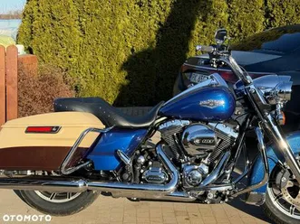 harley-davidson touring road king