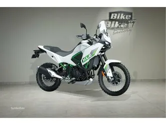 moto neuve: kawasaki kle500 se