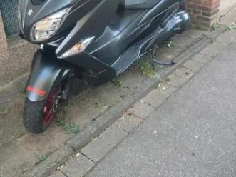 suzuki burgman 400 top. 2019er