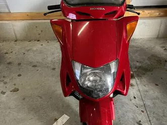 honda fes 125 pantheon schlachtfahrzeug