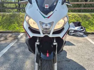 aprilia srv 850 abs