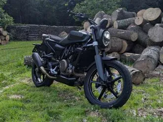 husqvarna svartpilen 701